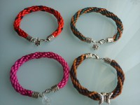 Pulseras japonesas diferentes colores: 6€